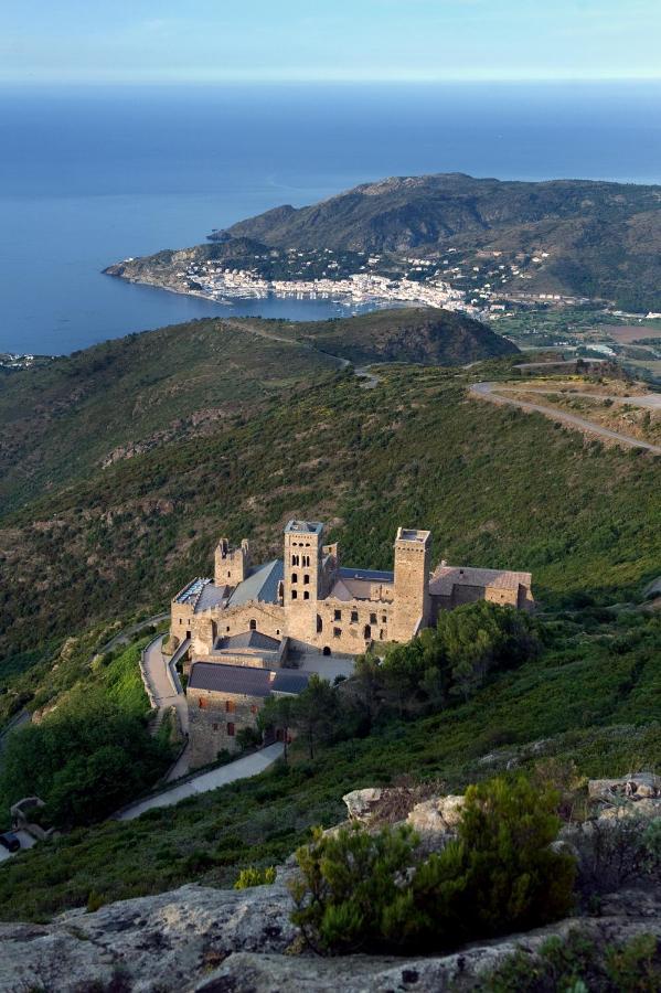 Hotel Agora El Port De La Selva Экстерьер фото